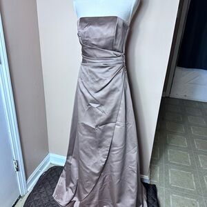 DAVID’S Bridal Collection Latte strapless dress